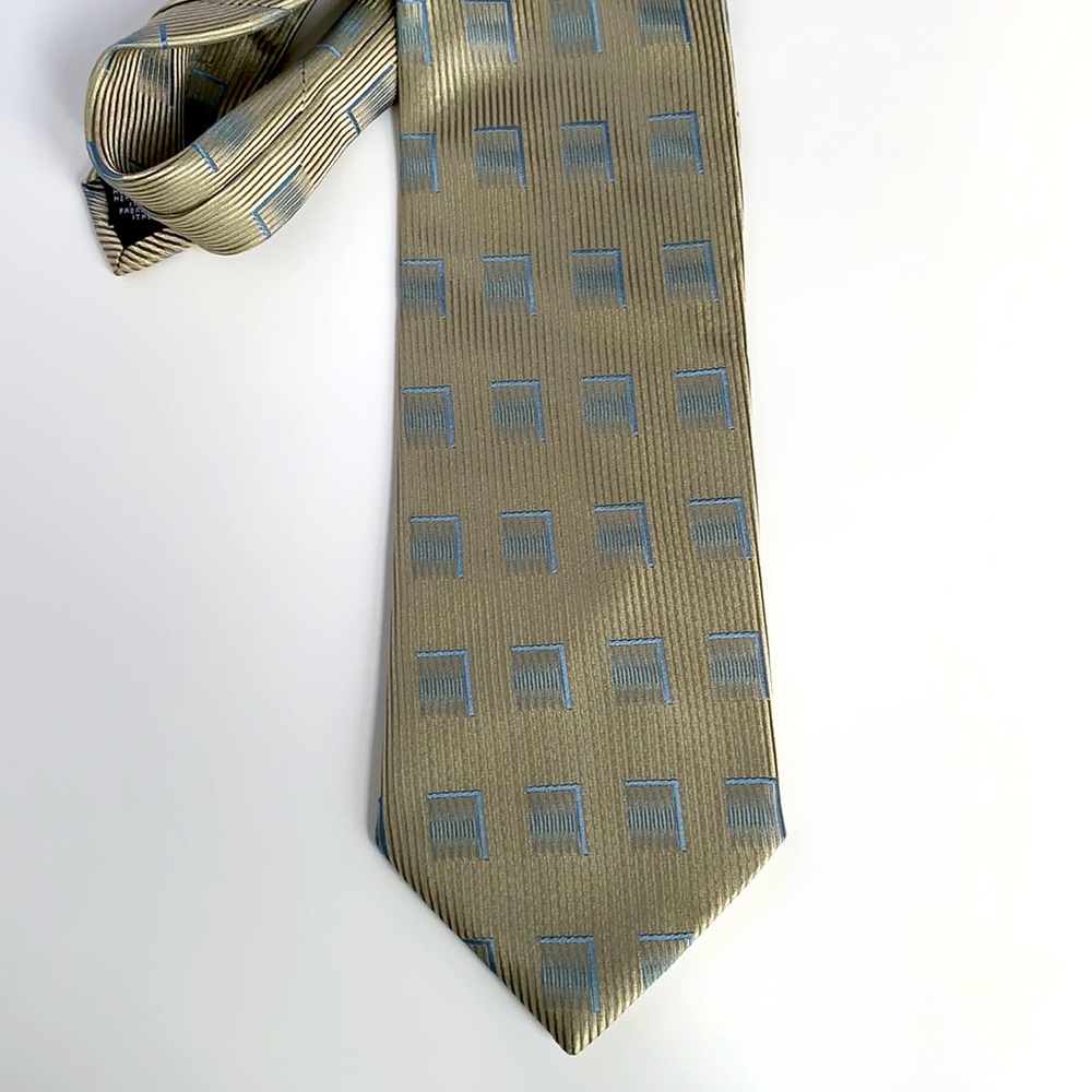 Pierre Cardin 100% silk made in Italy necktie